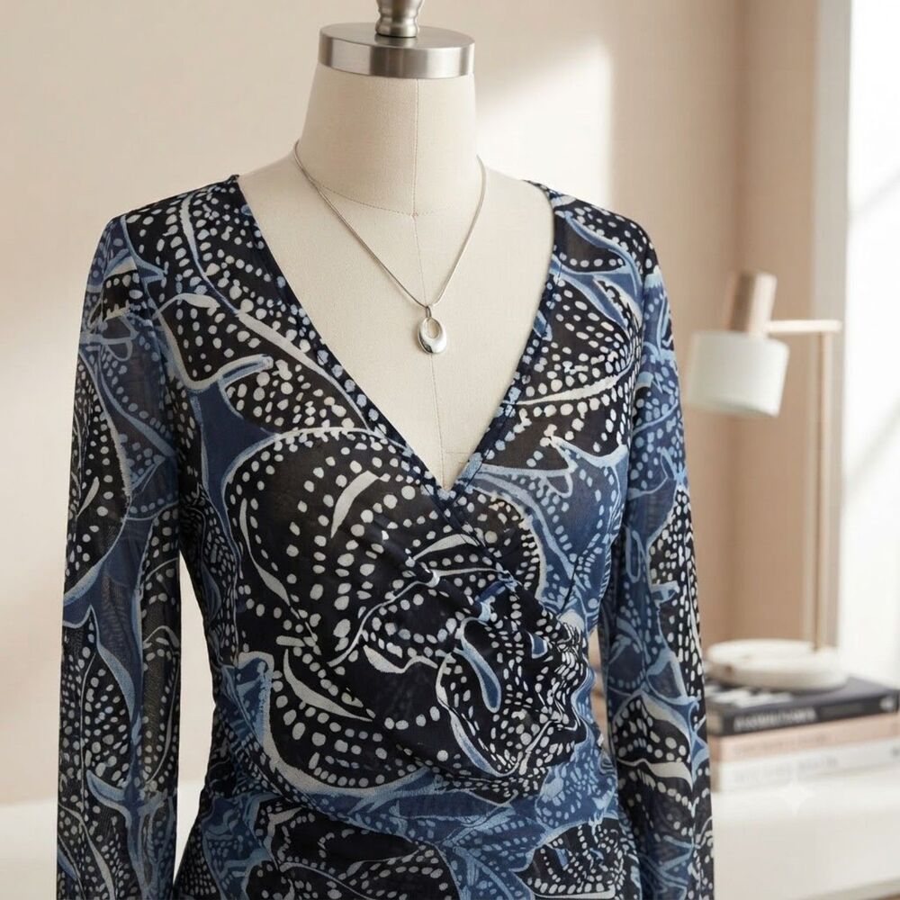 Tahari Abstract Wrap Sheer Blouse Size Medium